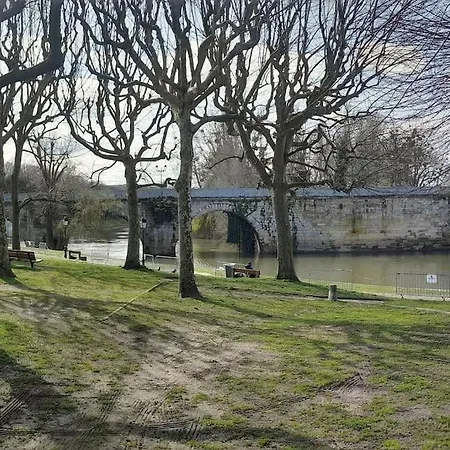 Apartament Proche Gare A 30 Minutes De Paris